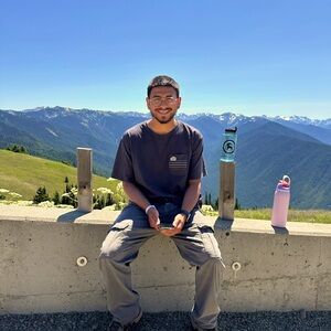 Meet your Posher, Isaac